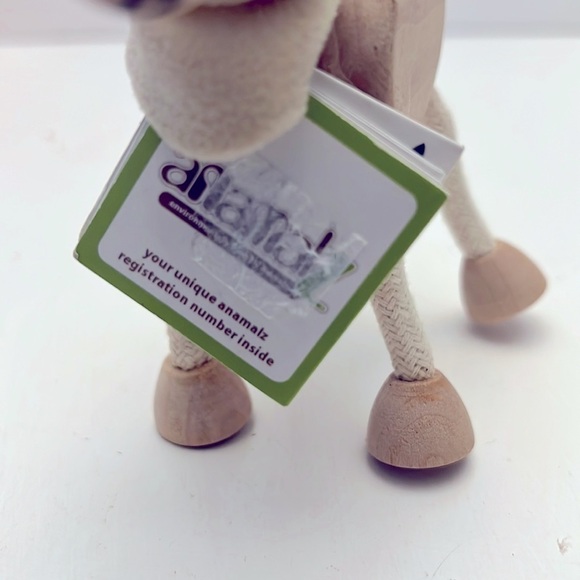 AnamalZ Camel Poseable Wood Wooden Figure 10cm Preschool Steiner - Picture 6 of 7